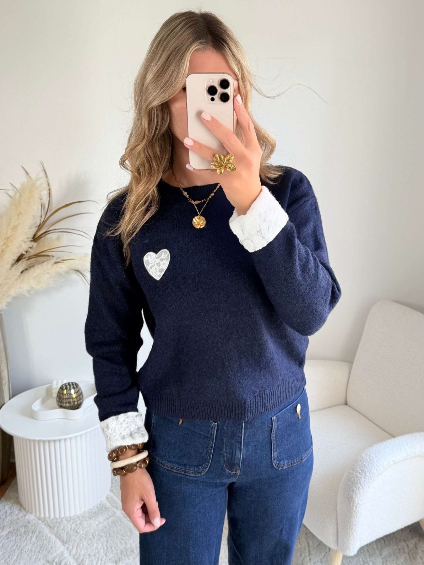Pull marine dentelle coeur