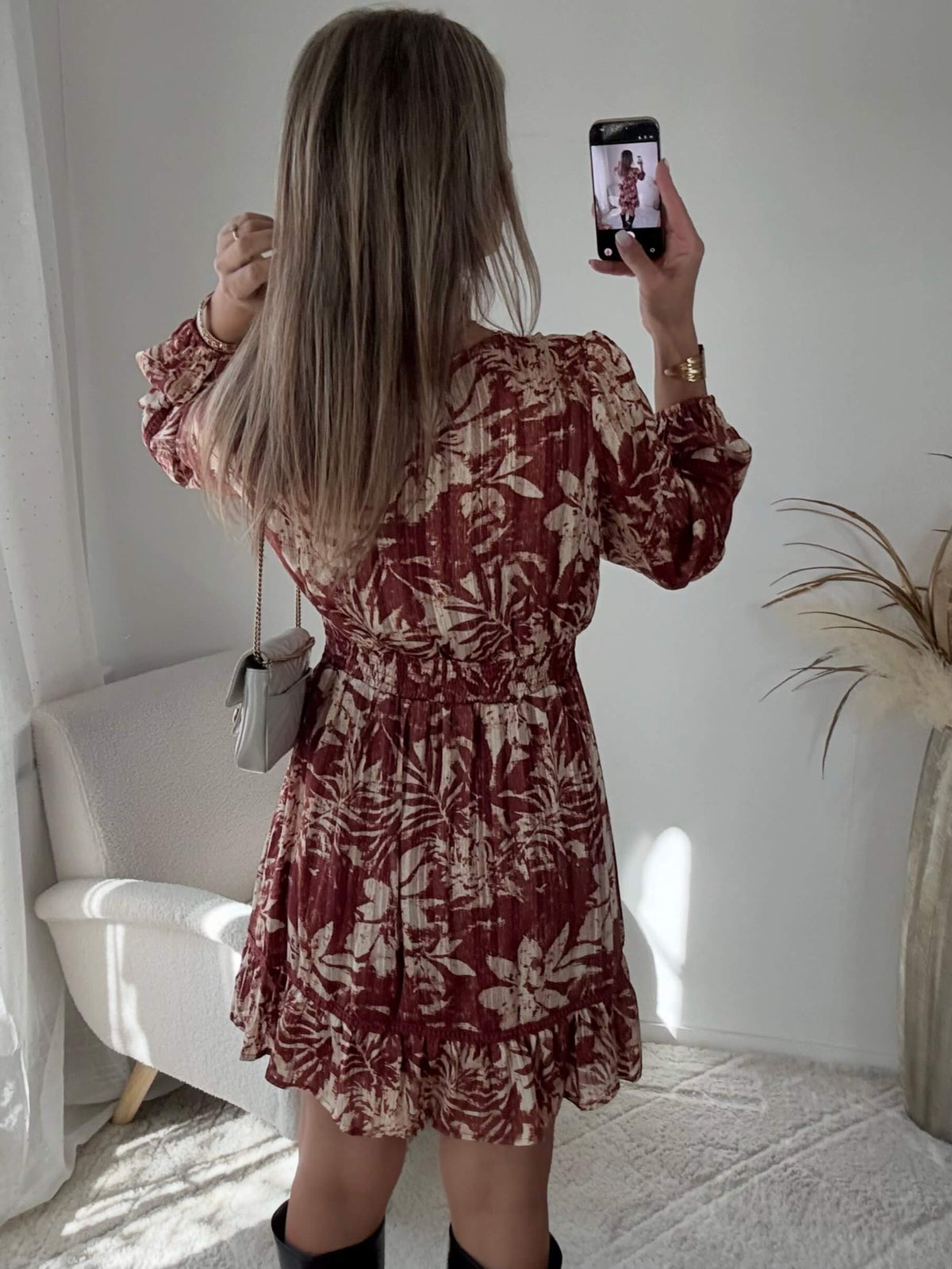 Robe courte terracotta Bella à manches longues