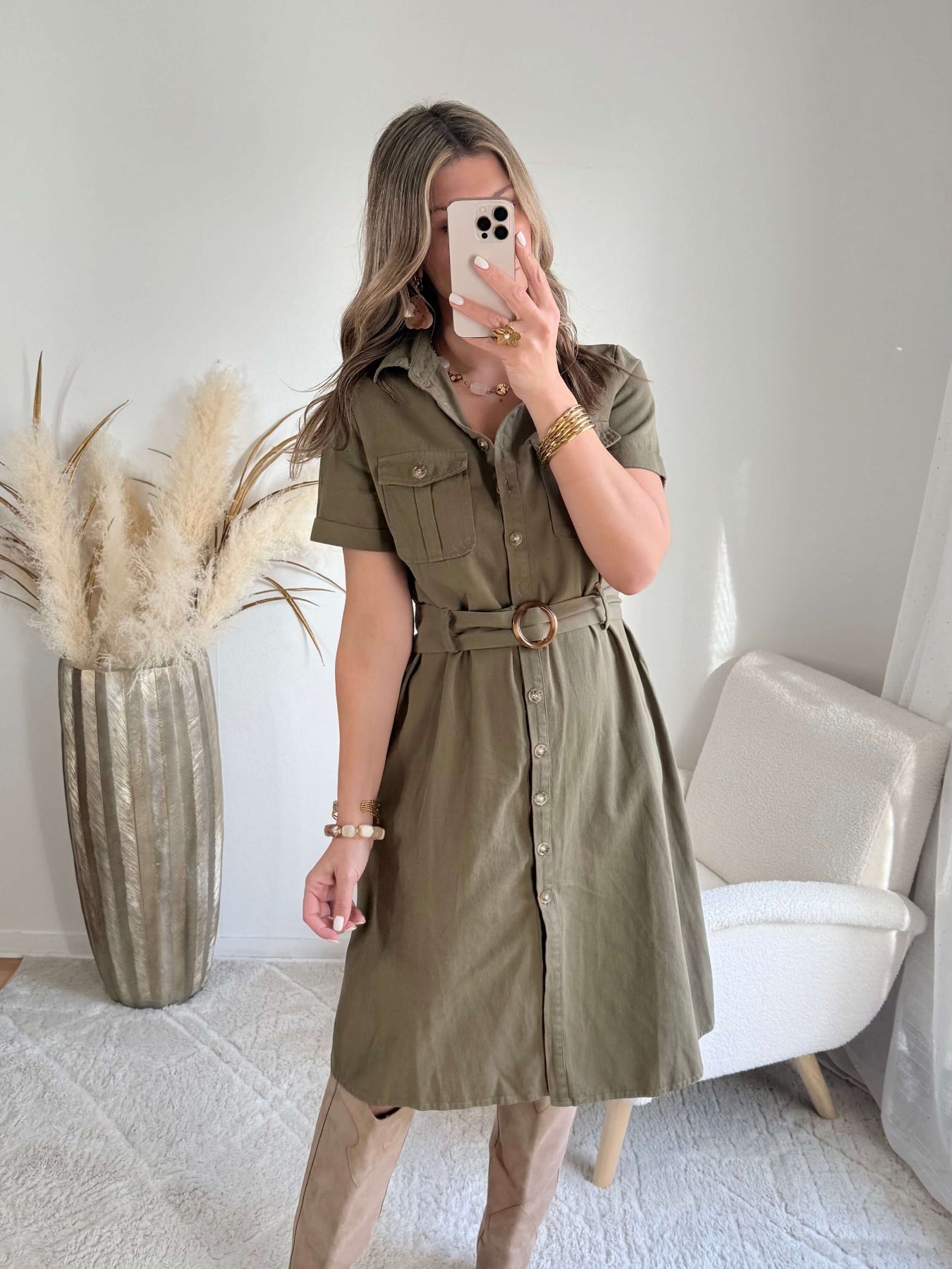 Robe chemise kaki coupe midi taille marquée élégante du 36 au 50 Easy Dressing