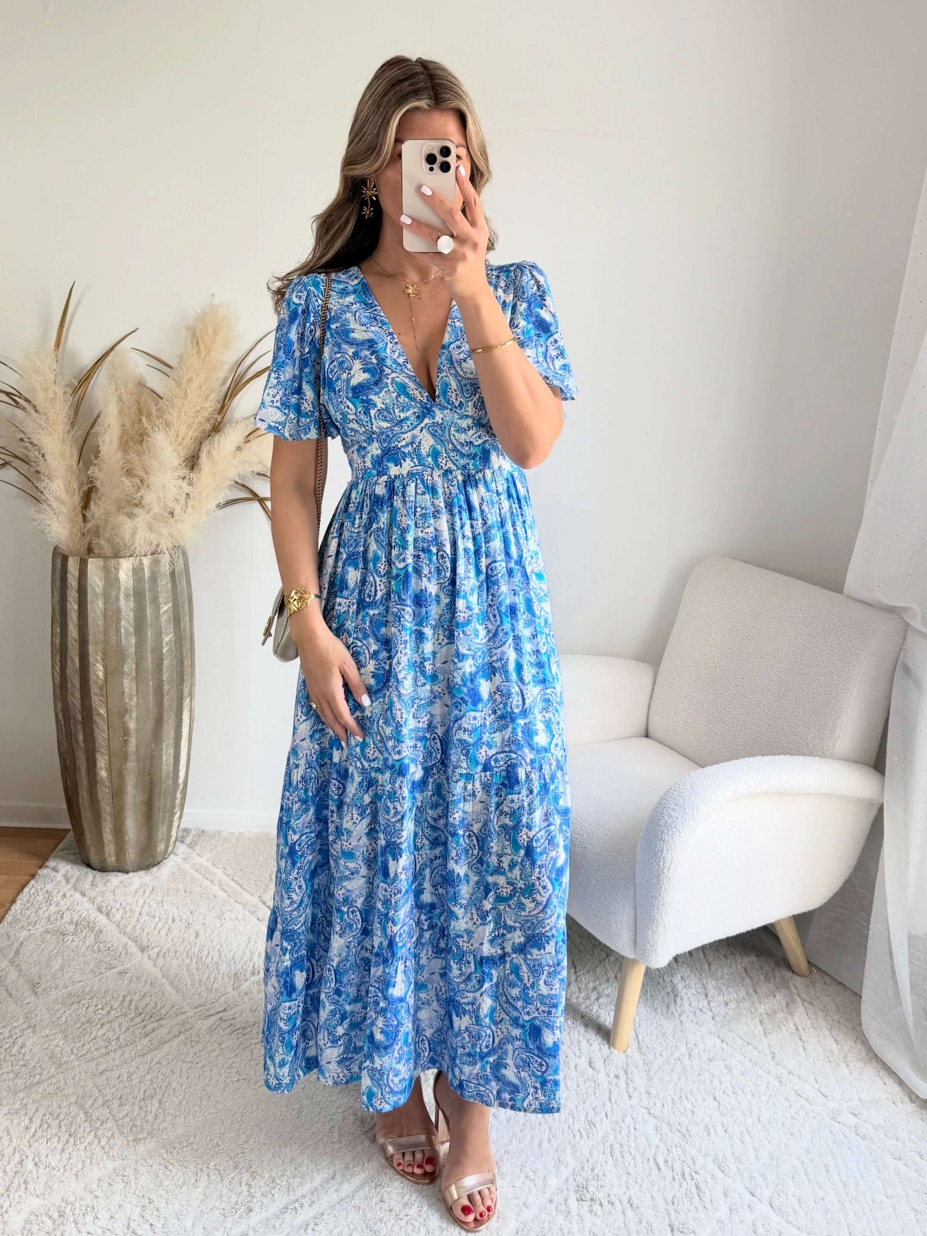 Robe longue bleue - Lyana du S au 4XL manches fluides et décolleté croisé