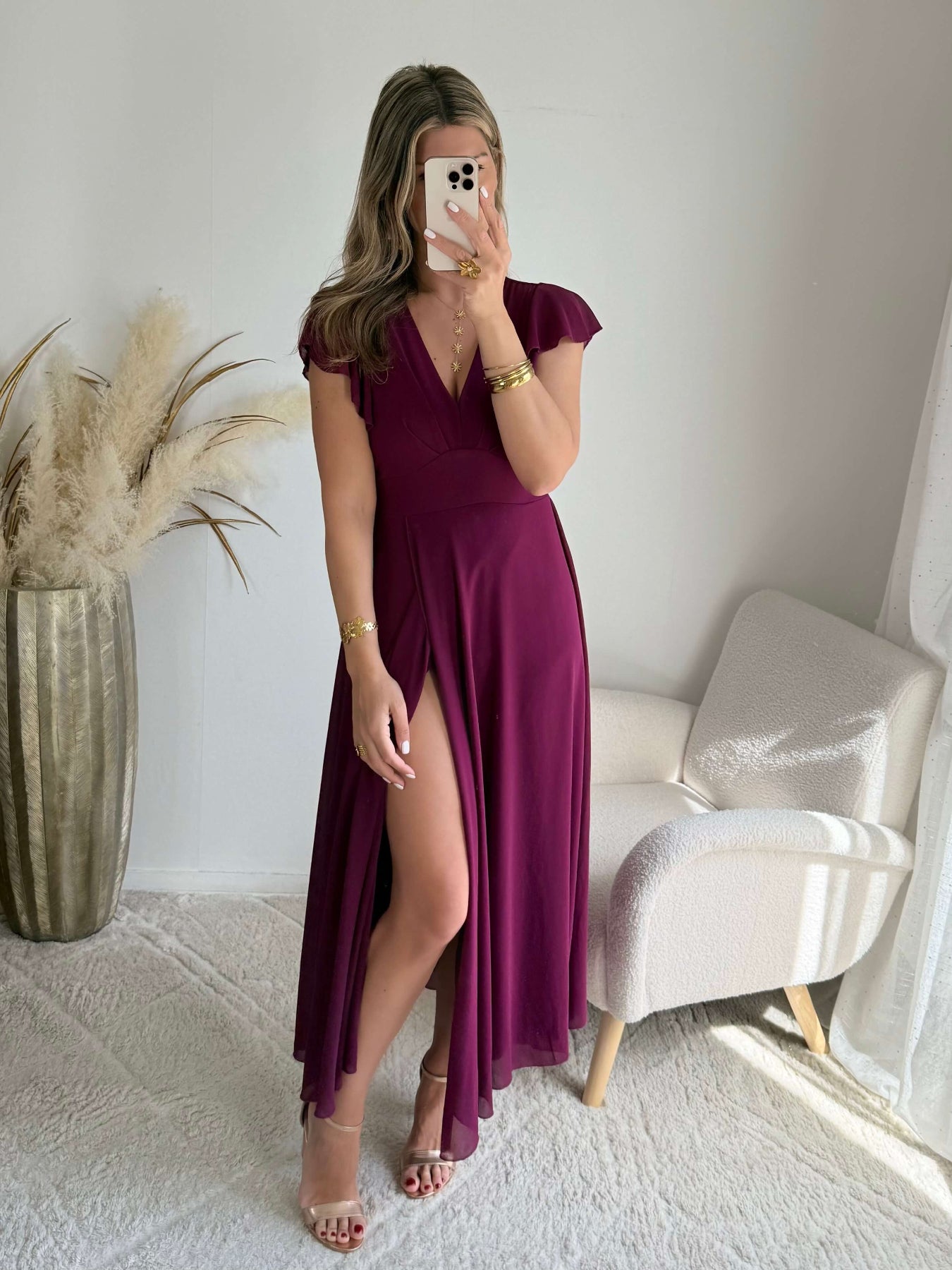 Robe longue prune élégante fluide manches courtes et fente sur la jambe Severina