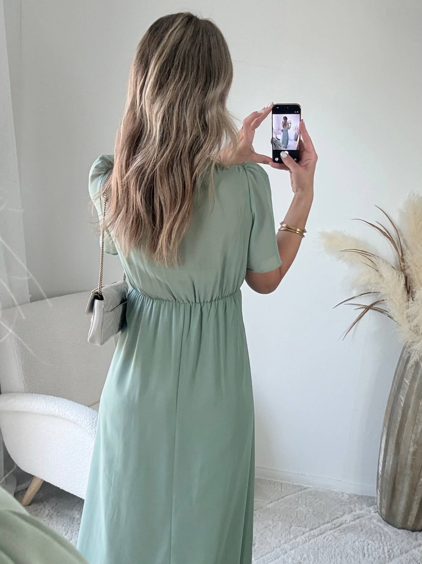 Robe Clara vert sauge longue fluide avec manches légères du SM au 4XL