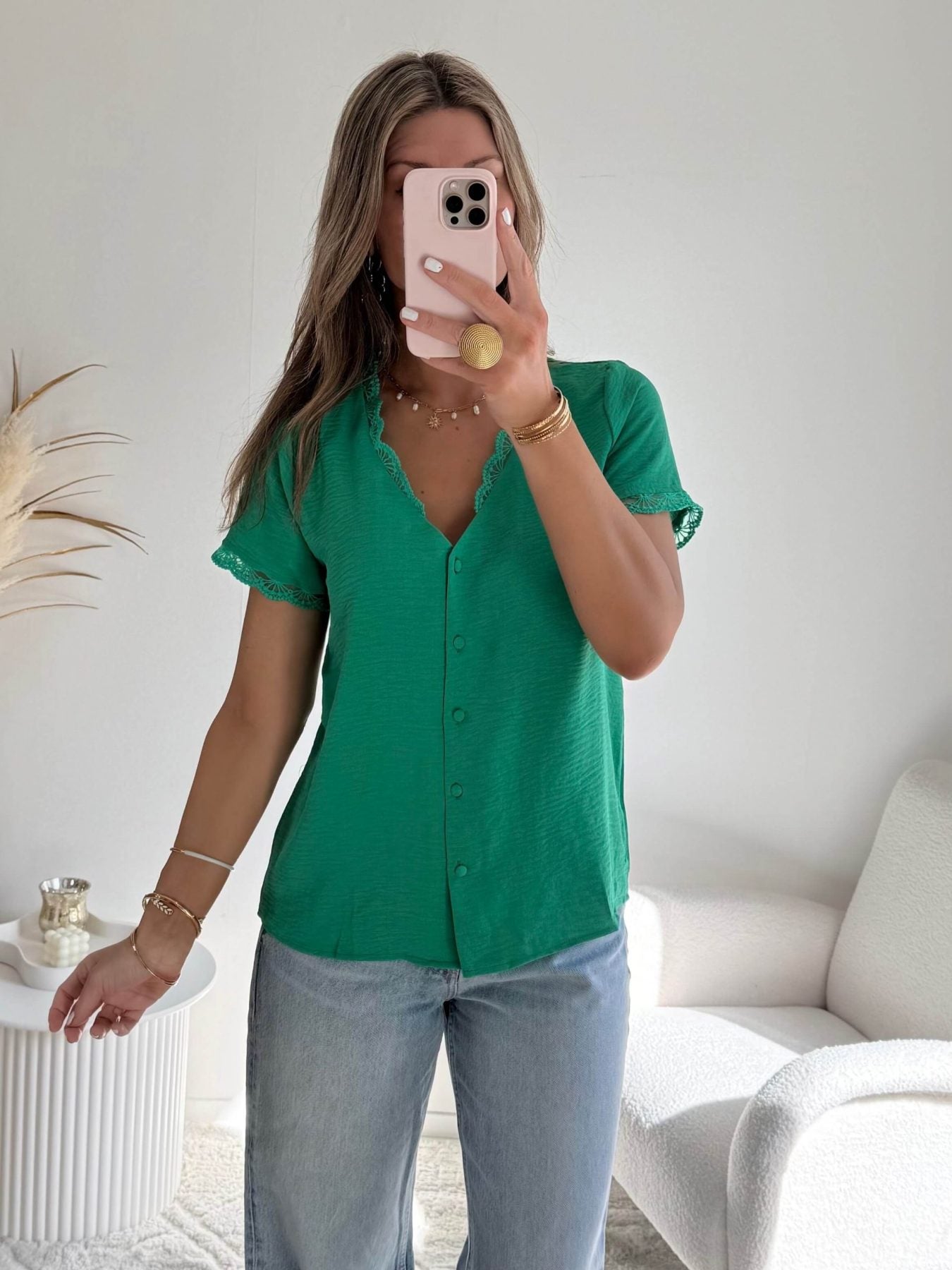 Blouse verte détail dentelle