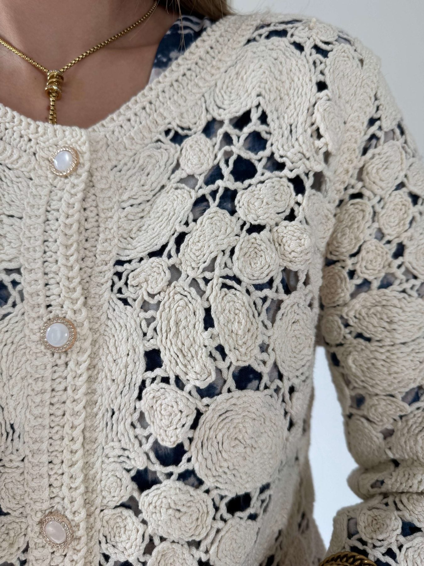 Cardigan crochet beige