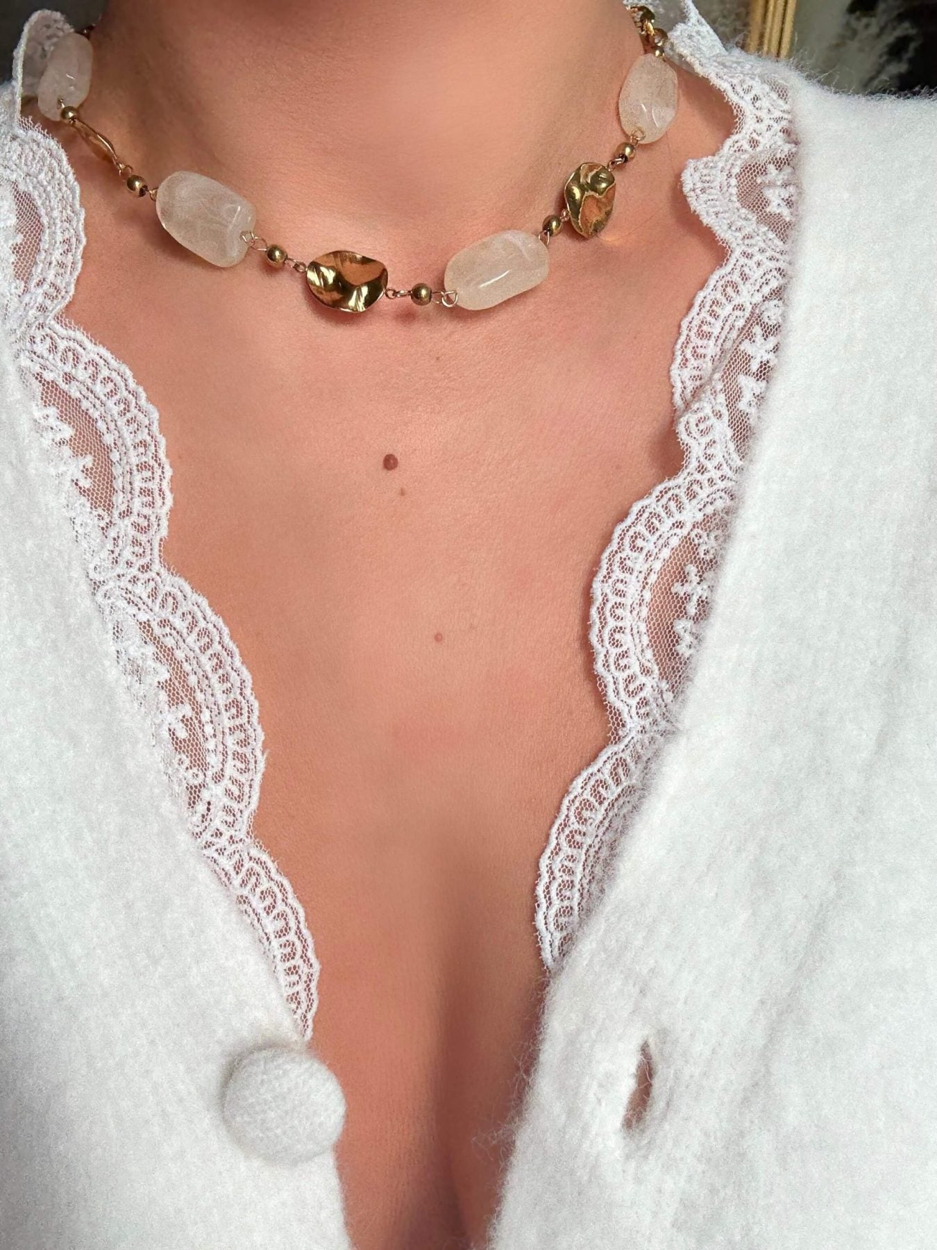 Collier perles nude doré