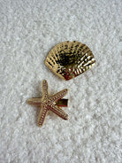 Pinces à cheveux dorés