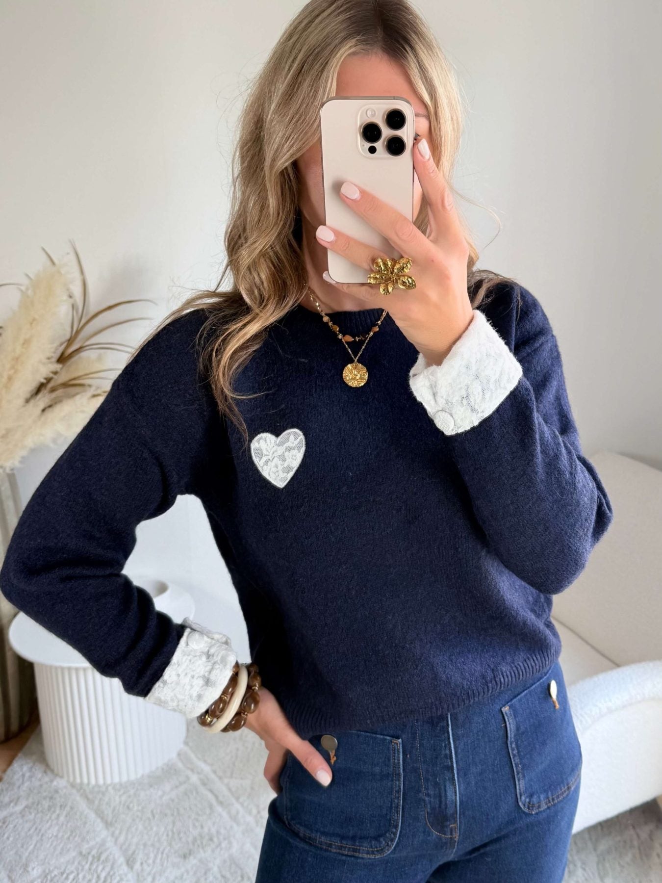 Pull marine dentelle coeur
