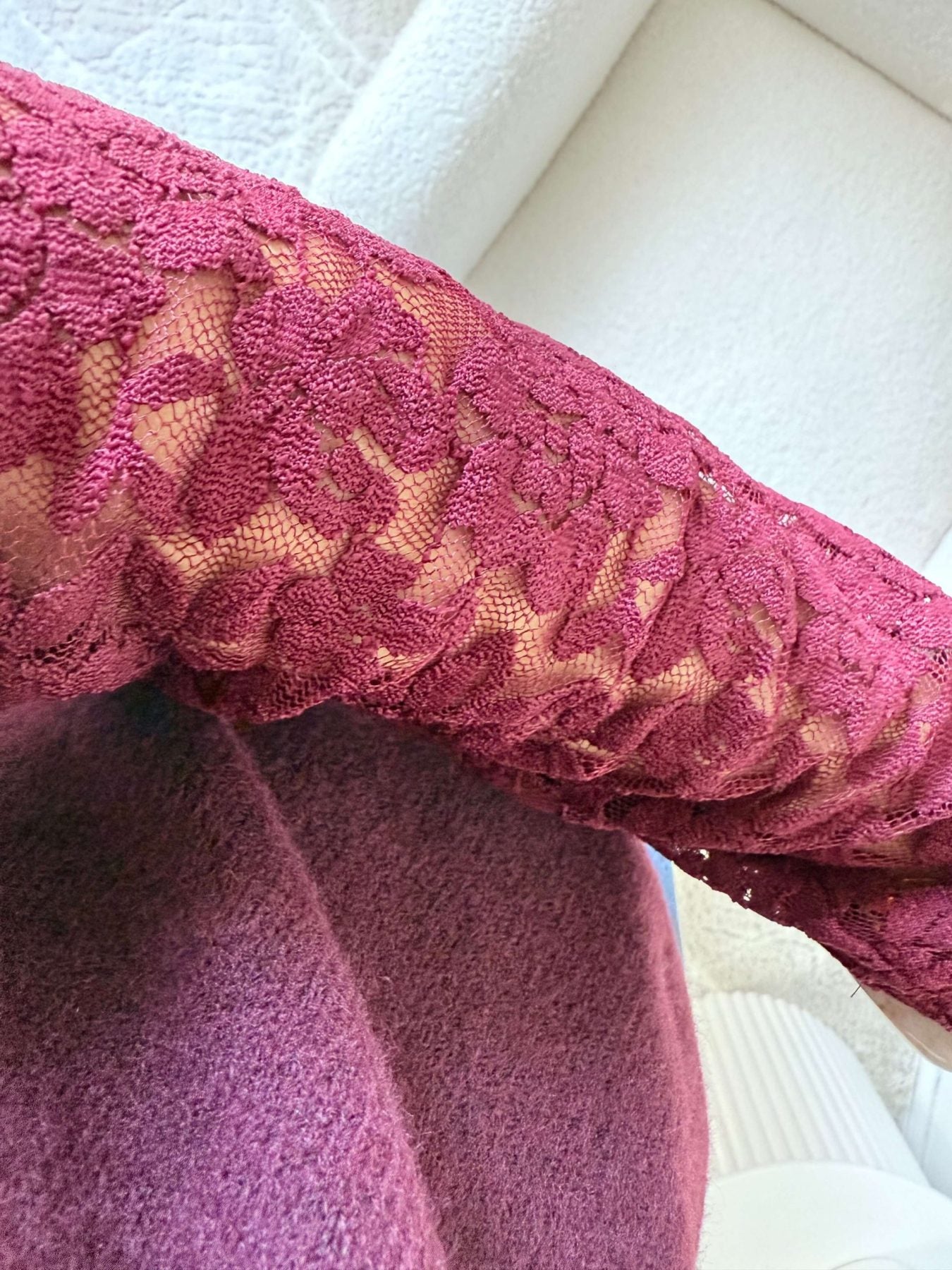 Pull manches dentelle bordeaux