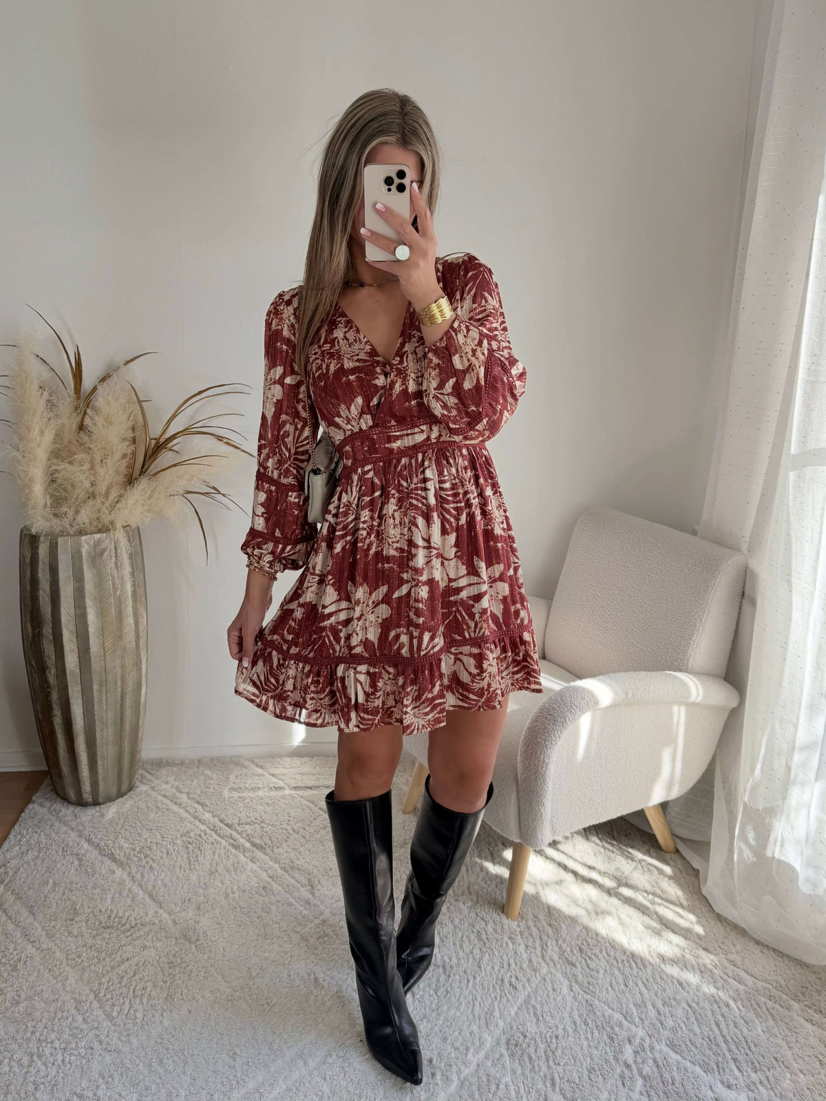 Robe courte terracotta Bella à manches longues