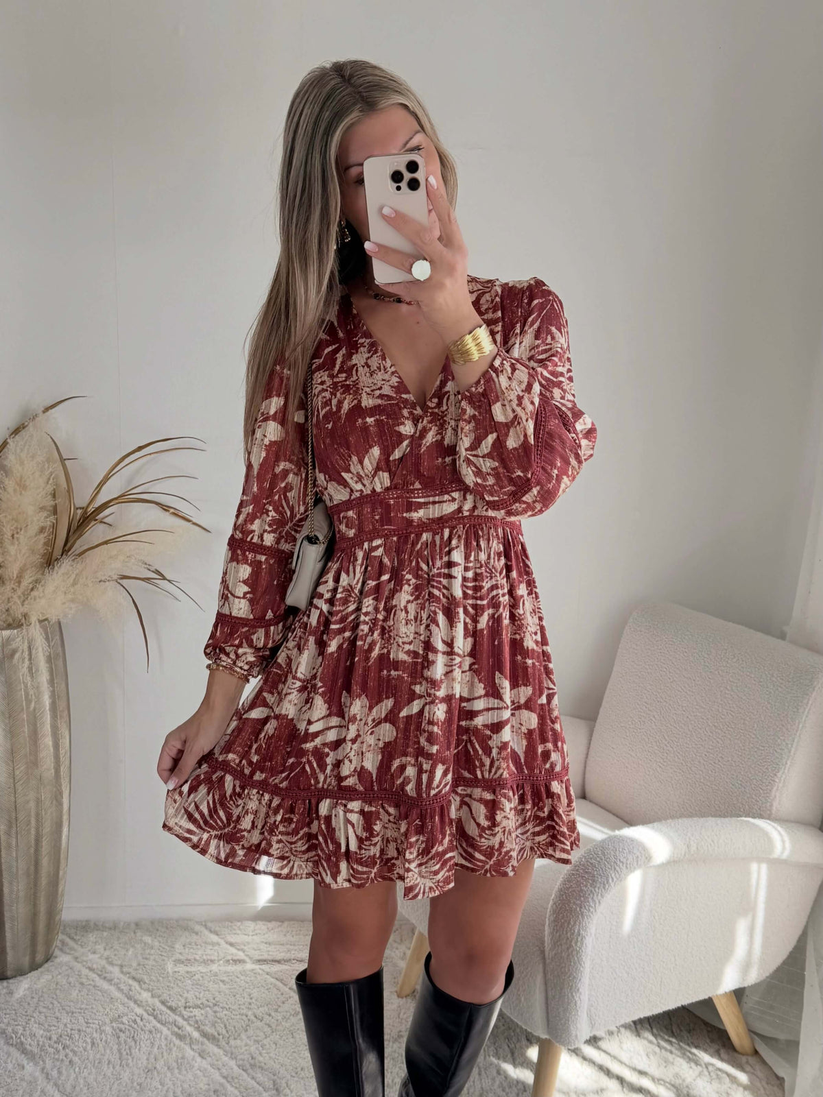 Robe courte terracotta Bella à manches longues