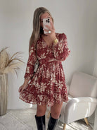 Robe courte terracotta Bella à manches longues