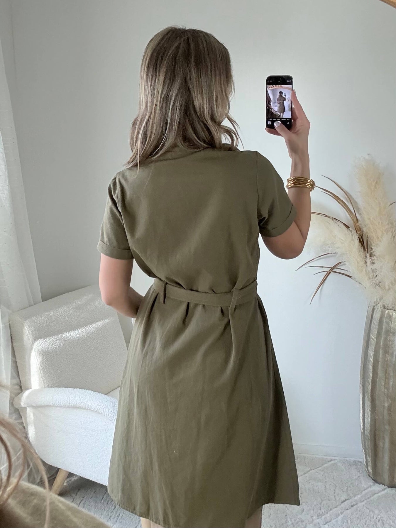 Robe chemise kaki coupe midi taille marquée élégante du 36 au 50 Easy Dressing