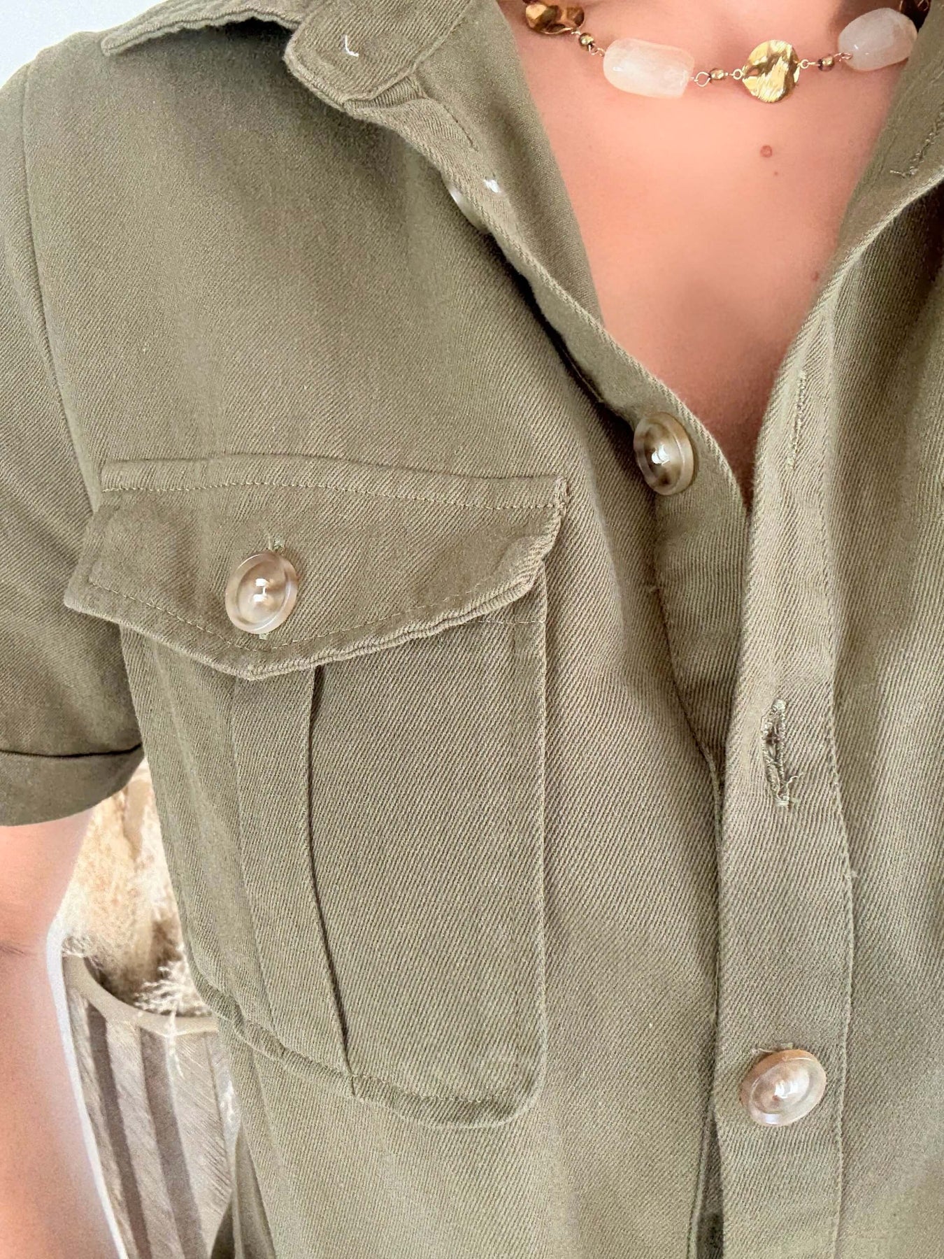 Robe chemise kaki coupe midi taille marquée élégante du 36 au 50 Easy Dressing