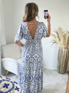 Robe longue bleue - Riviera style bohème chic manches fluides et décolleté cache coeur