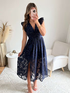 Robe longue bleu nuit dorée - Perla
