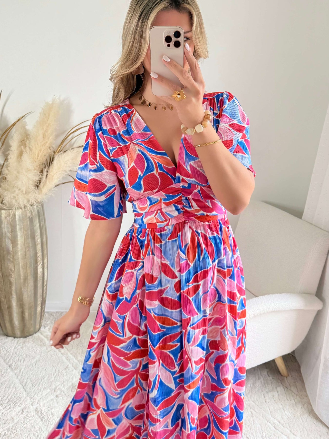 Robe longue fendue Indira imprimé bohème rose et violet portée modèle du 36 au 50 - Easy Dressing