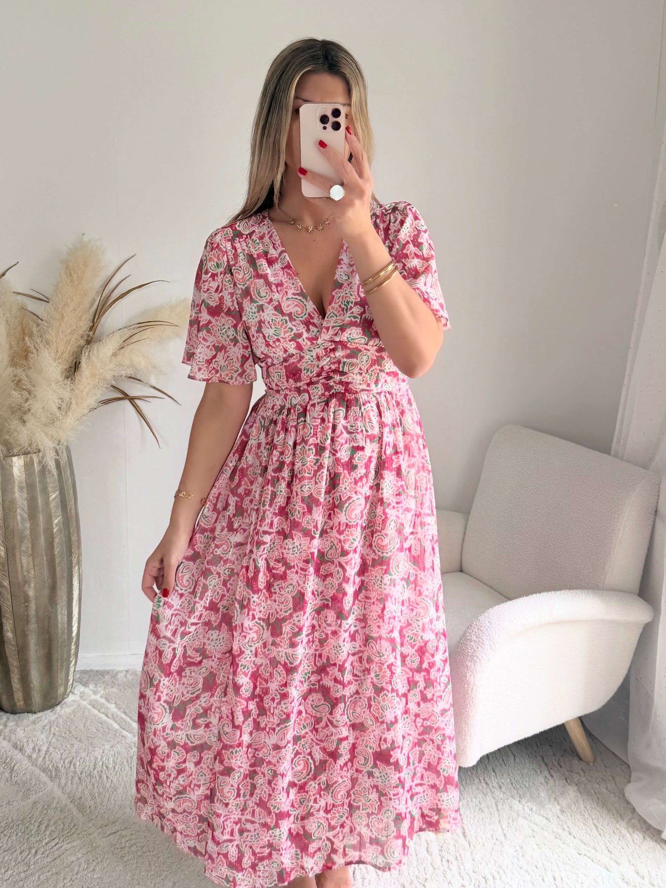 Robe longue rose imprimée bohème Giulietta avec manches fluides et décolleté cache-cœur du S au 4XL.