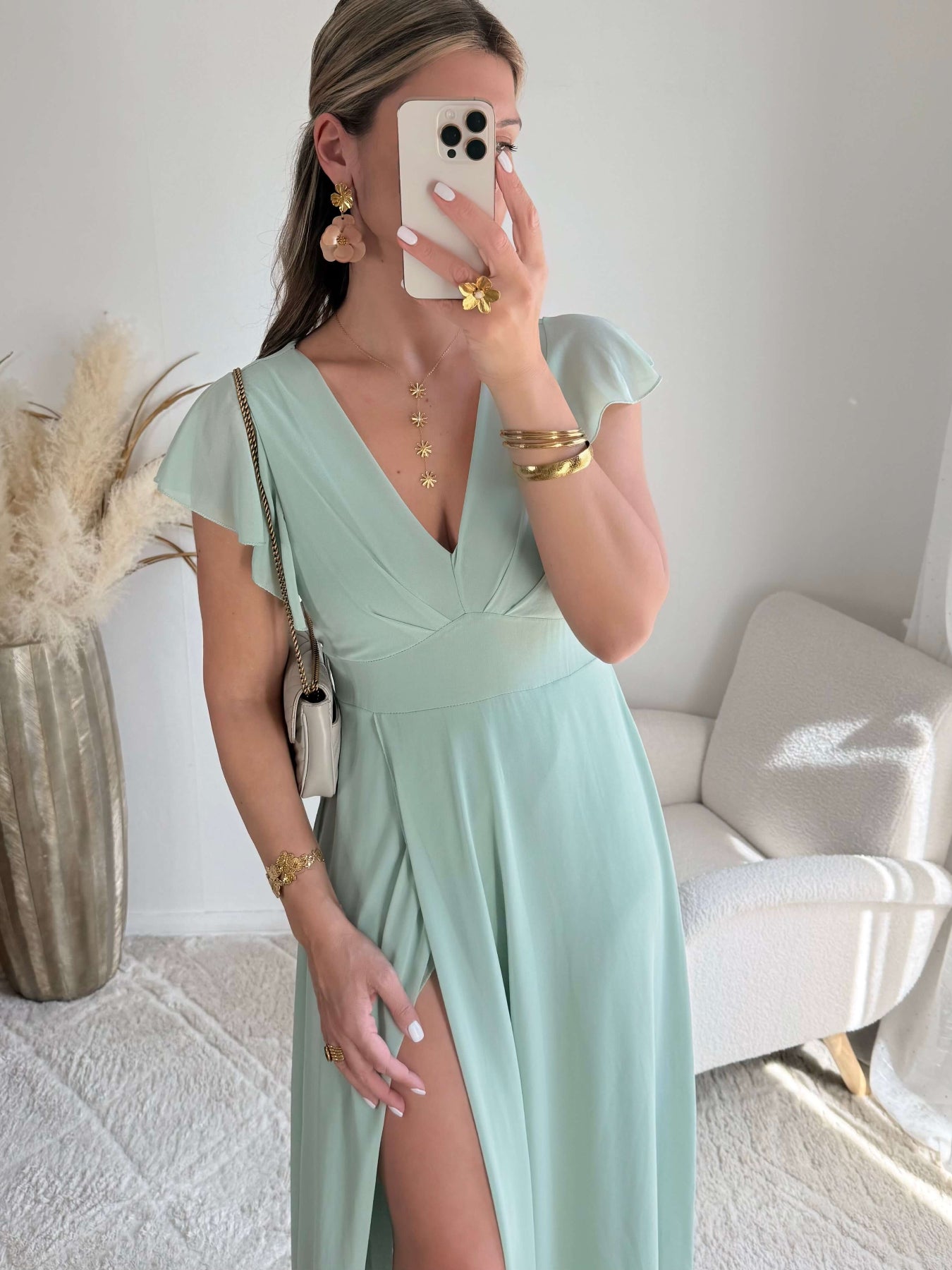 Robe longue vert d'eau élégante fluide manches courtes et fente sur la jambe Severina