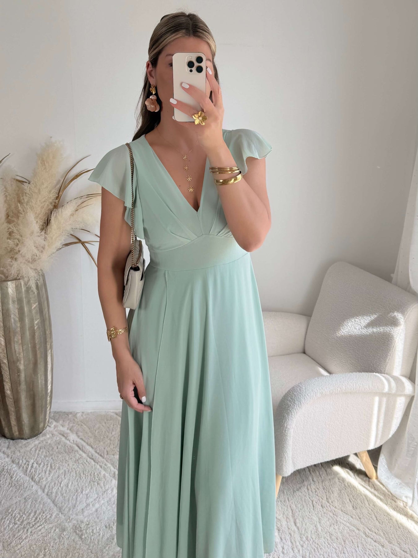 Robe longue vert d'eau élégante fluide manches courtes et fente sur la jambe Severina