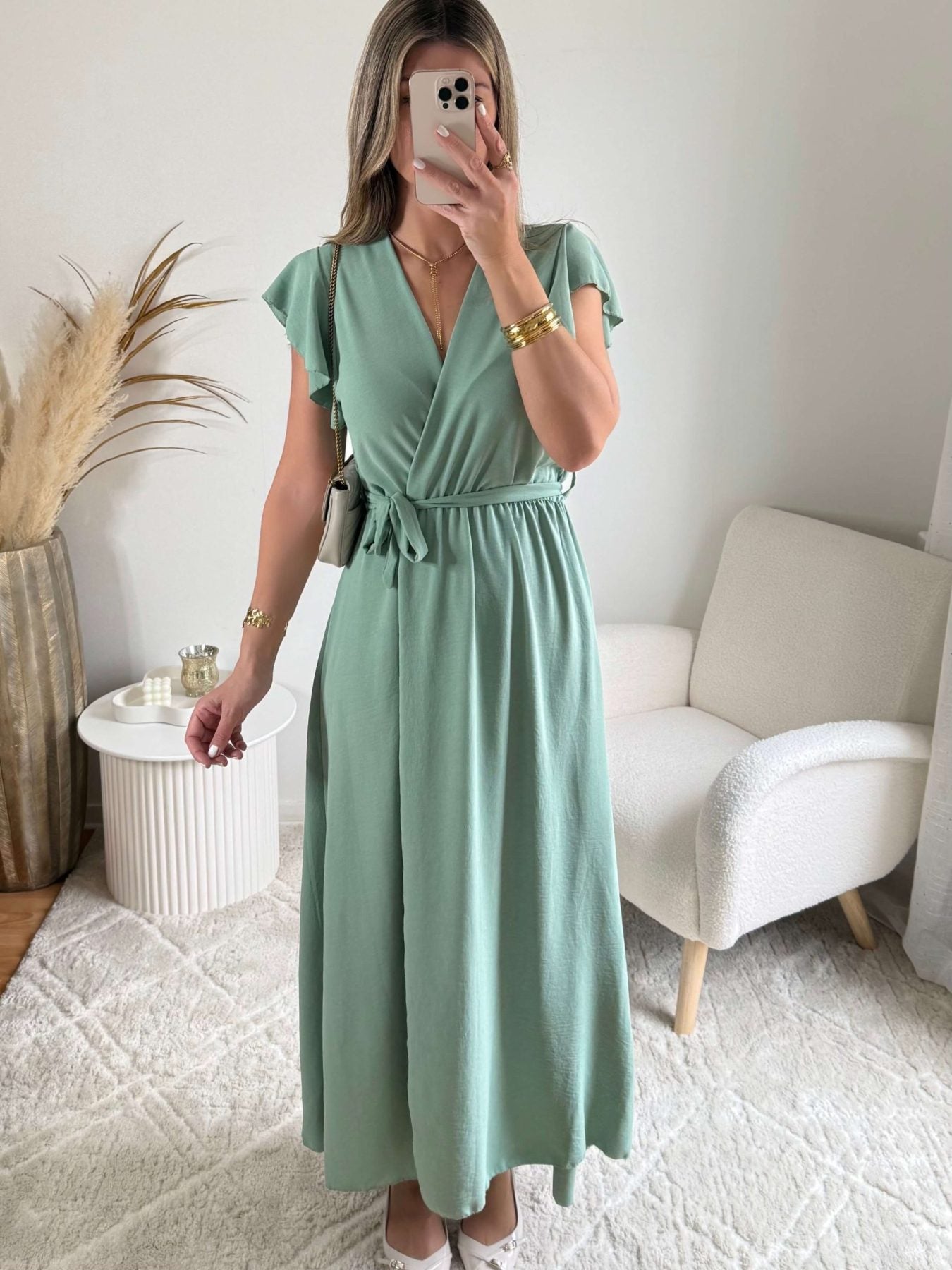 Robe fendue vert sauge