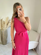 Robe midi plissée fuchsia une épaule avec ceinture robe fluide élégante femme taille unique cérémonie été