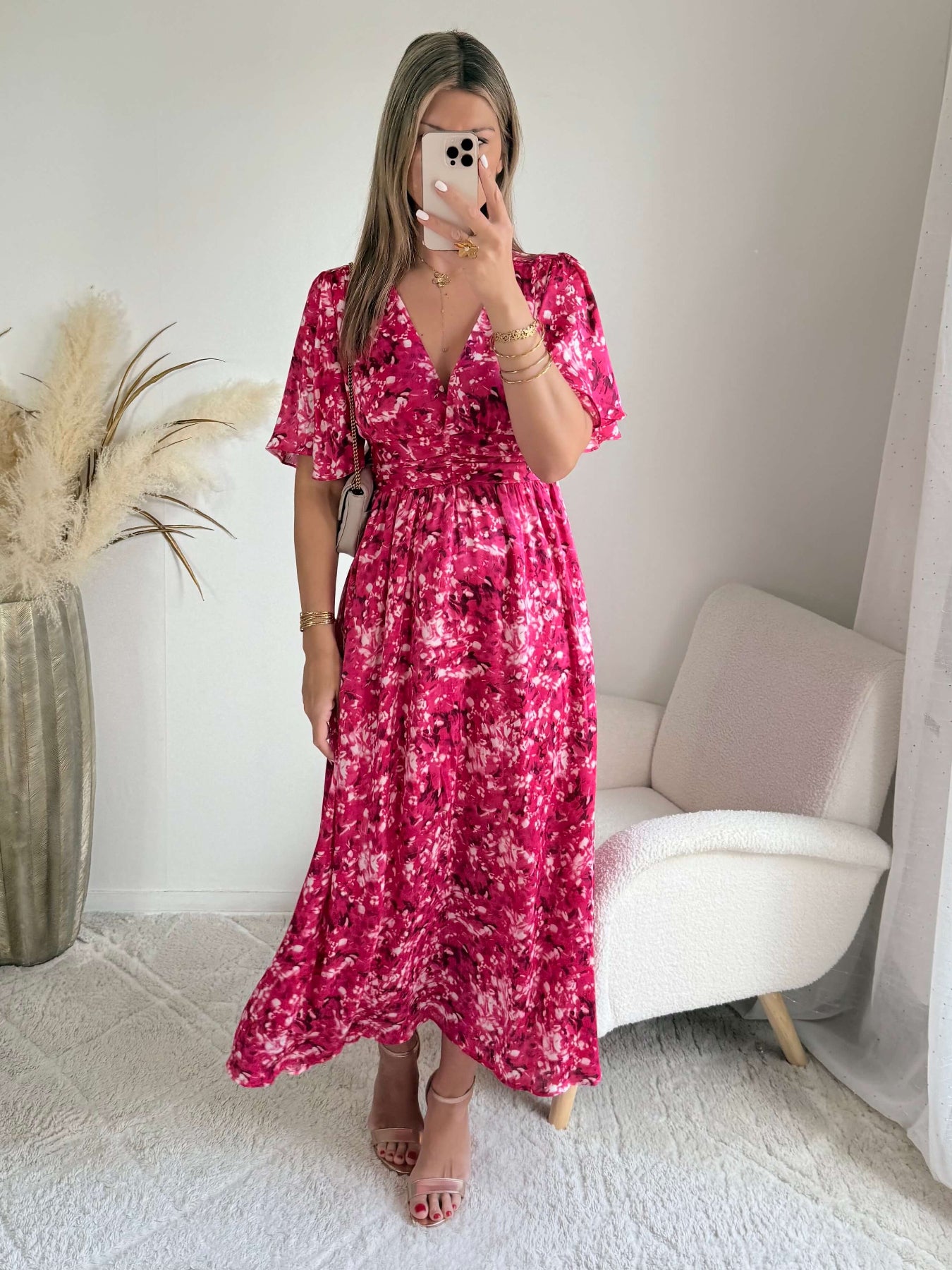 Robe longue Guilia imprimée rose, coupe fluide avec décolleté en V et manches courtes Easy Dressing