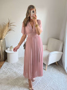 Robe longue plissée rose poudrée - Ana