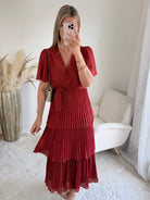 Robe terracotta plissée Camélia coupe portefeuille manches courtes élégante fluide Easy Dressing