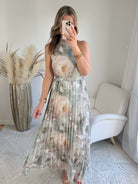 Robe longue plissée verte imprimé floral col halter taille unique robe élégante fluide femme cérémonie été