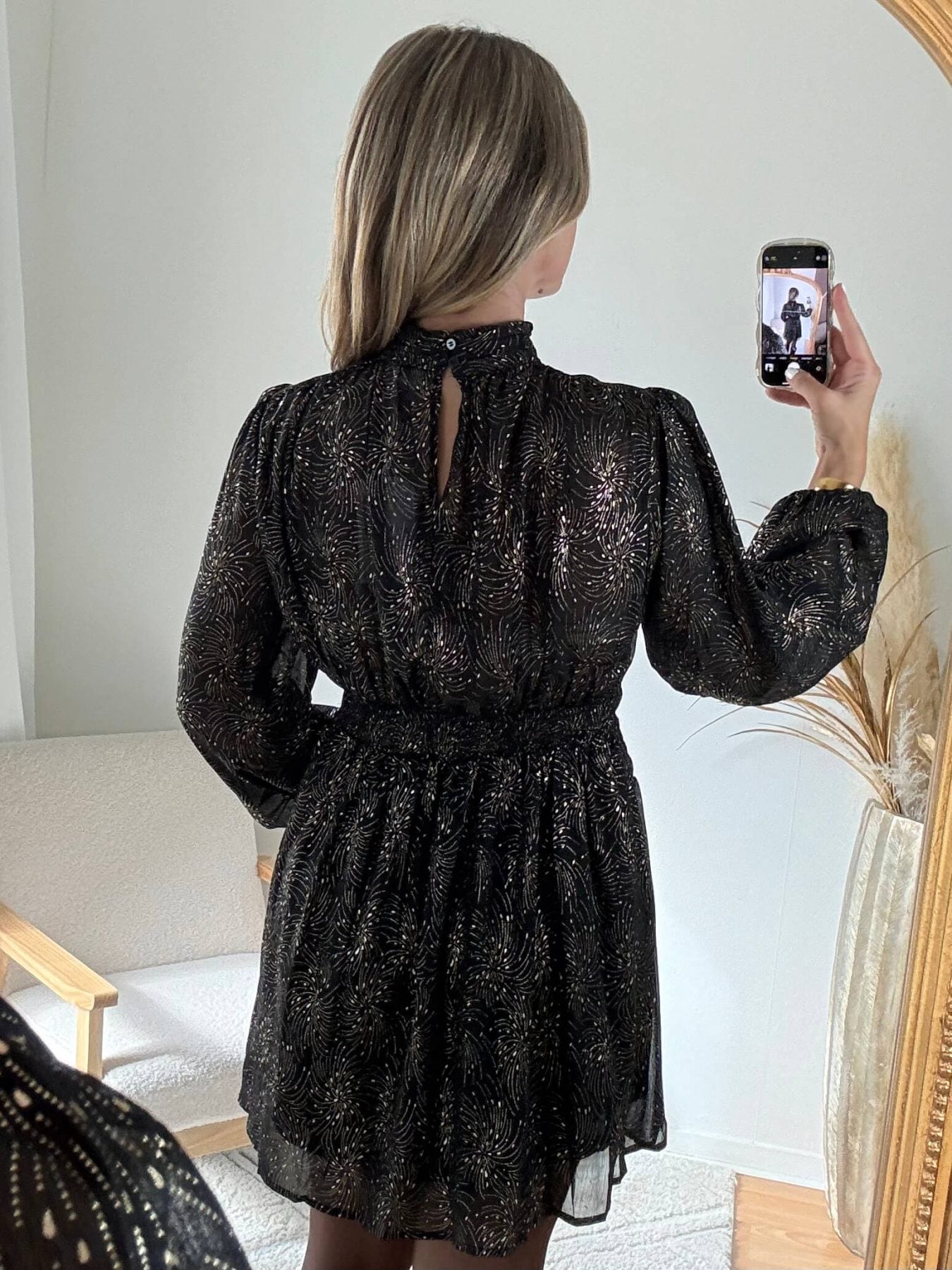 Robe noire dorée - Aya