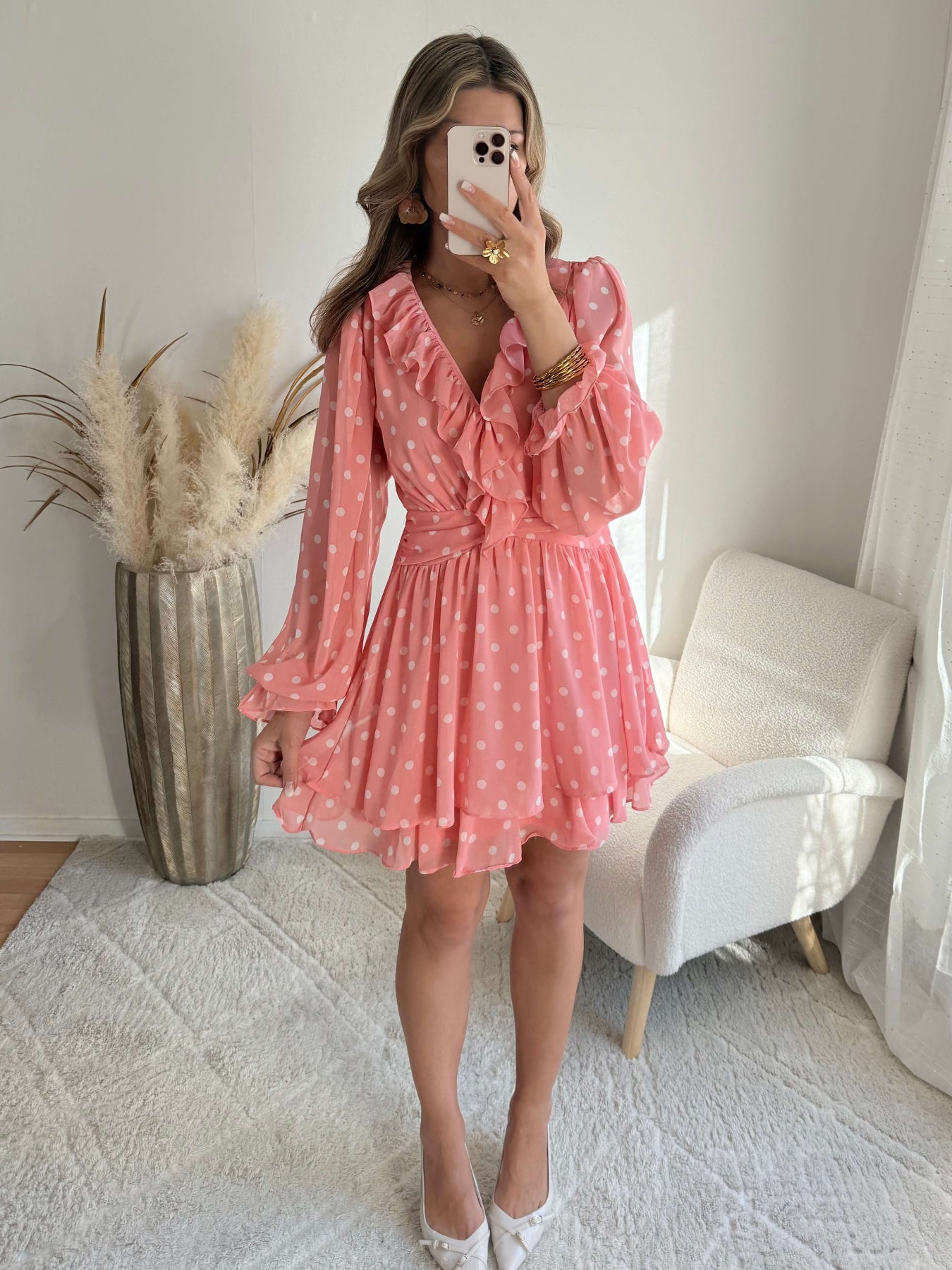 Robe courte rose bohème à pois avec volants manches longues robe fluide femme du S au L romantique été