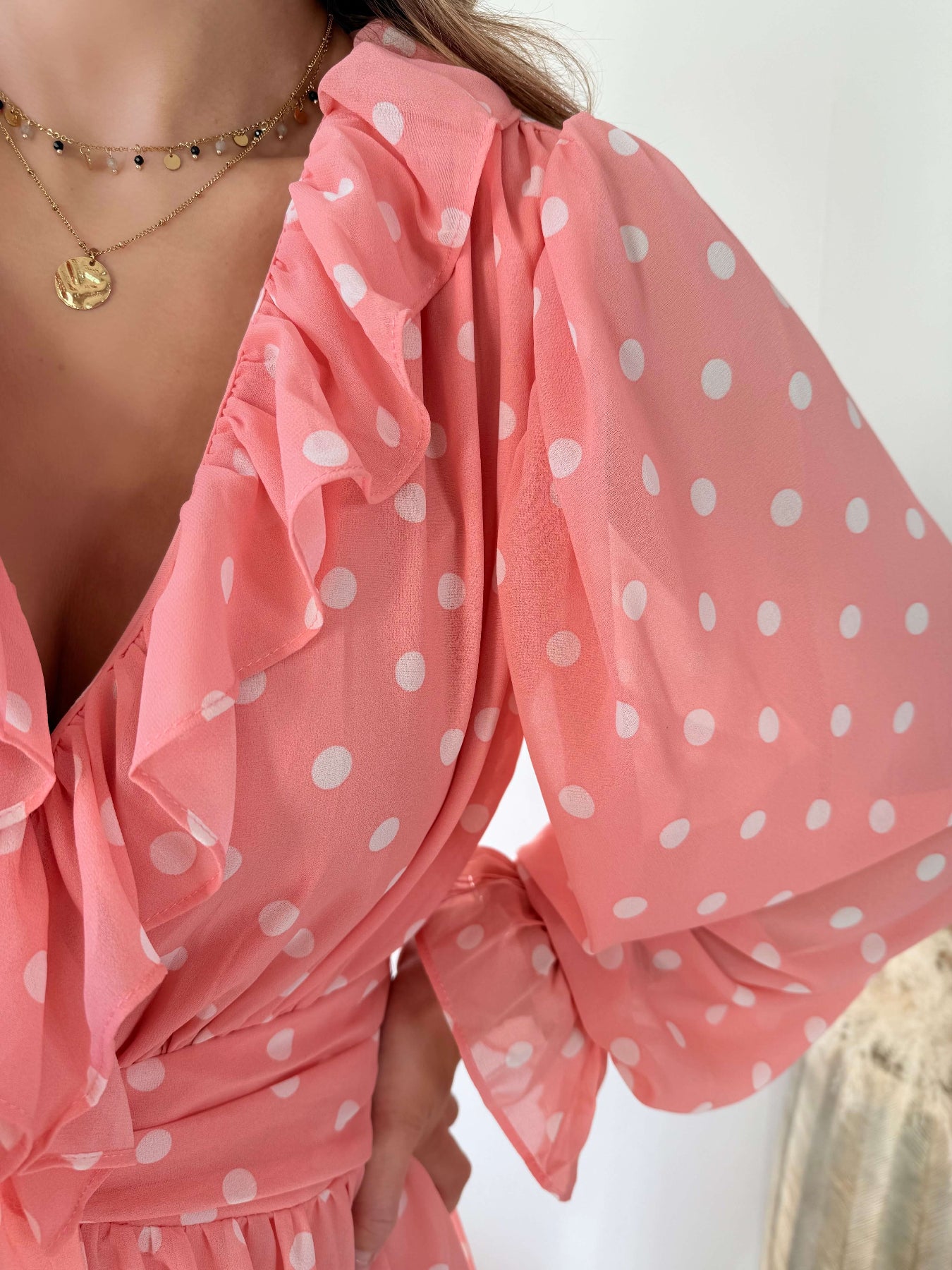 Robe courte rose bohème à pois avec volants manches longues robe fluide femme du S au L romantique été