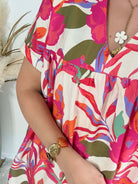 Robe à poches & short intégrés - imprimé fuchsia, coupe fluide et manches courtes