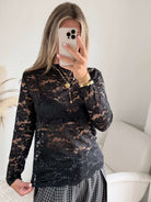 Le top en dentelle noir Alba disponible en grande taille.