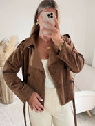 Veste marron effet daim ceinturée à la taille, disponible du S au 4XL
