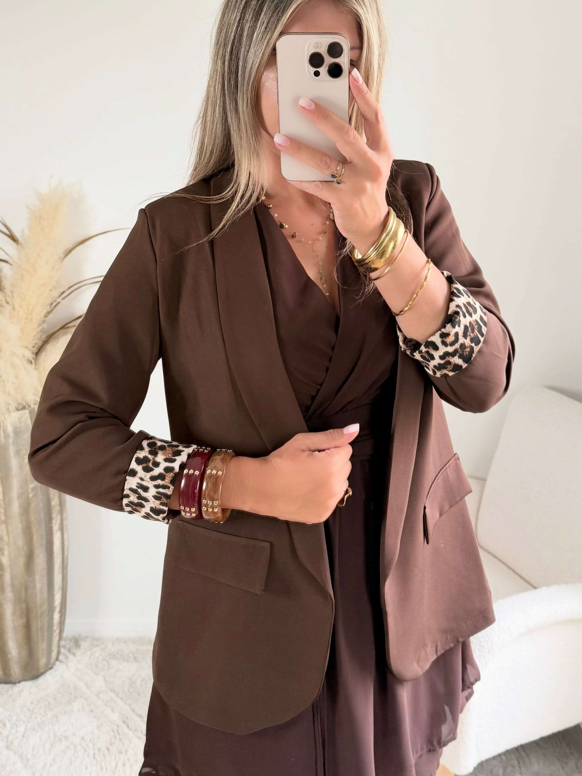 veste marron, une veste fluide au magnifique imprimé léopard.
