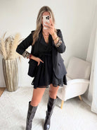 veste Léo noire : une veste fluide et doublée, manches longues, idéale pour la mi-saison