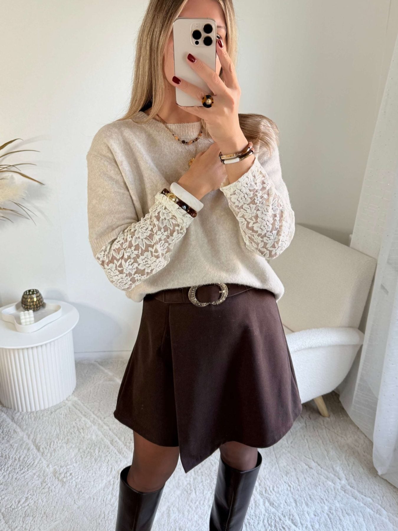 Pull manches dentelle beige