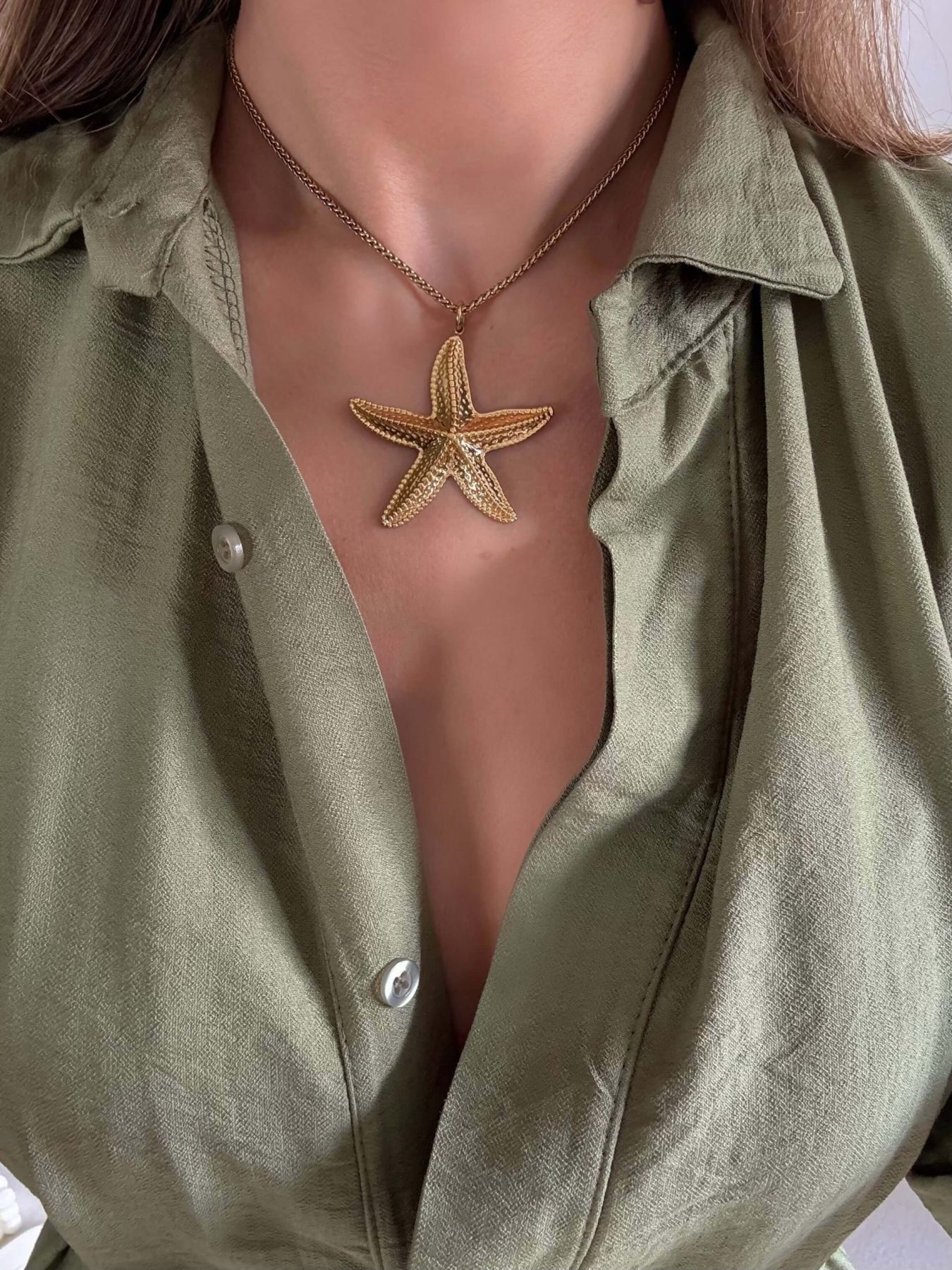 Collier doré - étoile de mer