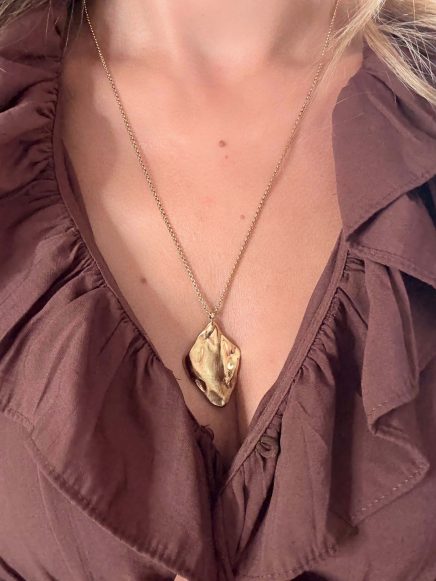 Collier doré – Anel