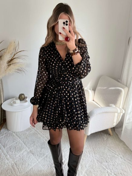 Robe noire à pois dorés – Tara