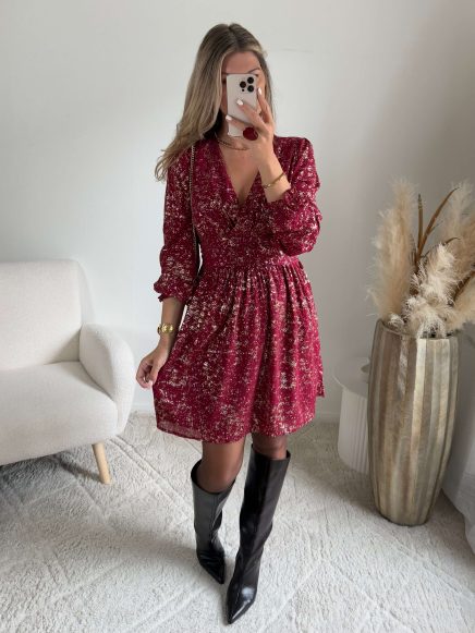 Robe courte bordeaux dorée – Romy